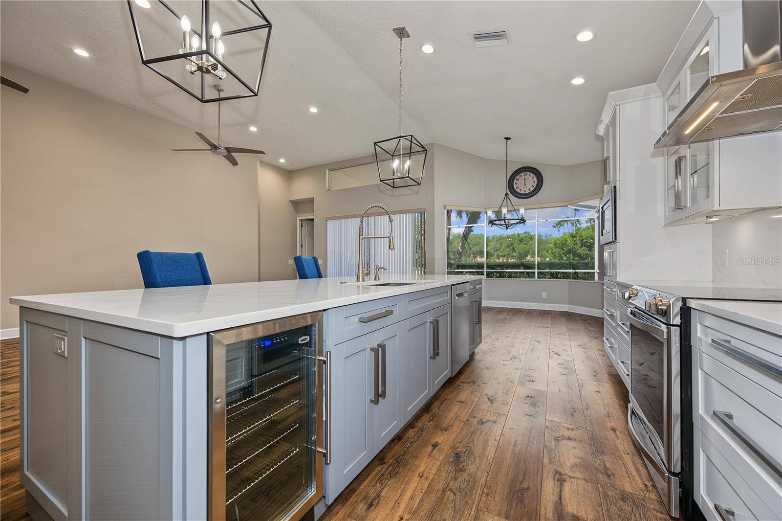 4008 SILK OAK LANE, Palm Harbor, FL 34685 4008 SILK OAK LANE, Palm Harbor, FL 34685