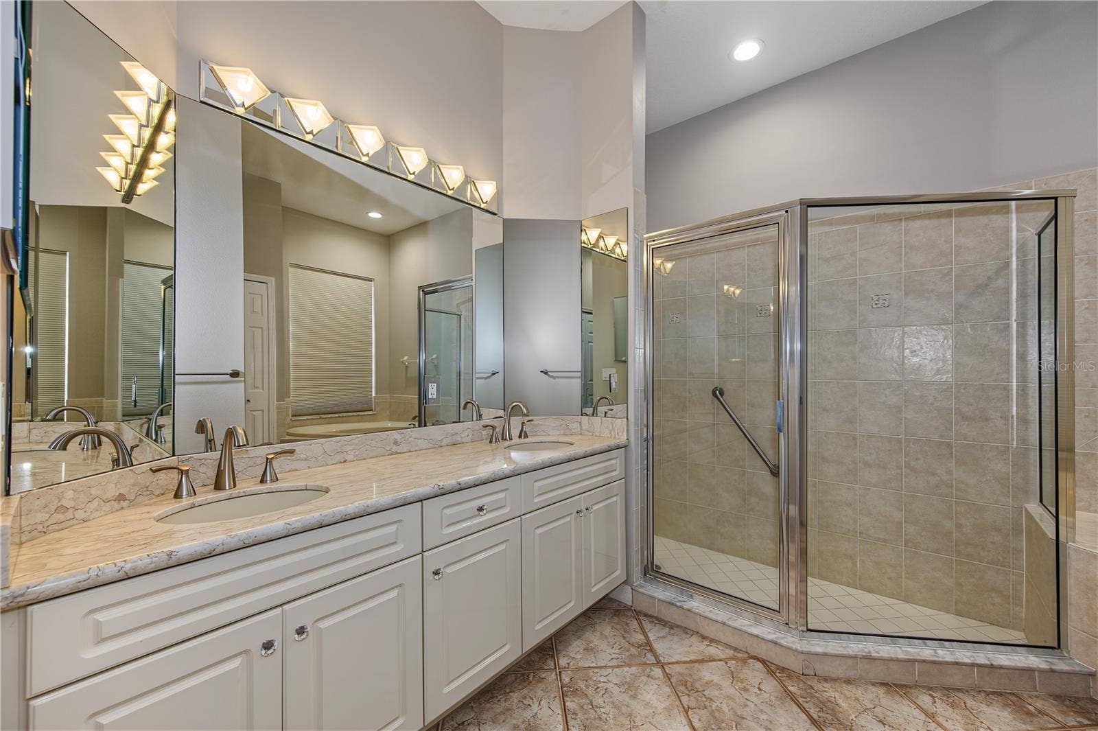 4008 SILK OAK LANE, Palm Harbor, FL 34685 4008 SILK OAK LANE, Palm Harbor, FL 34685