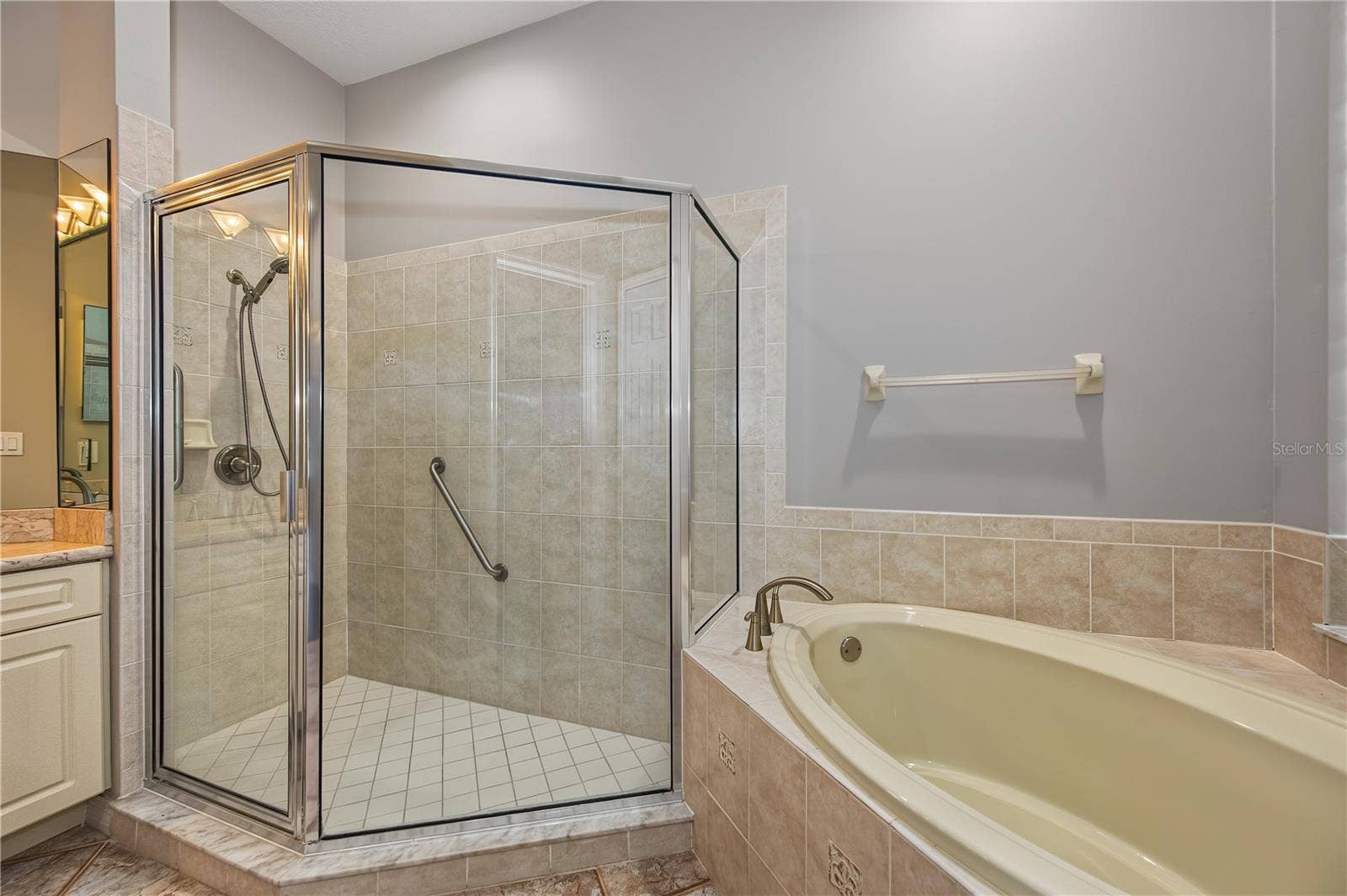 4008 SILK OAK LANE, Palm Harbor, FL 34685 4008 SILK OAK LANE, Palm Harbor, FL 34685