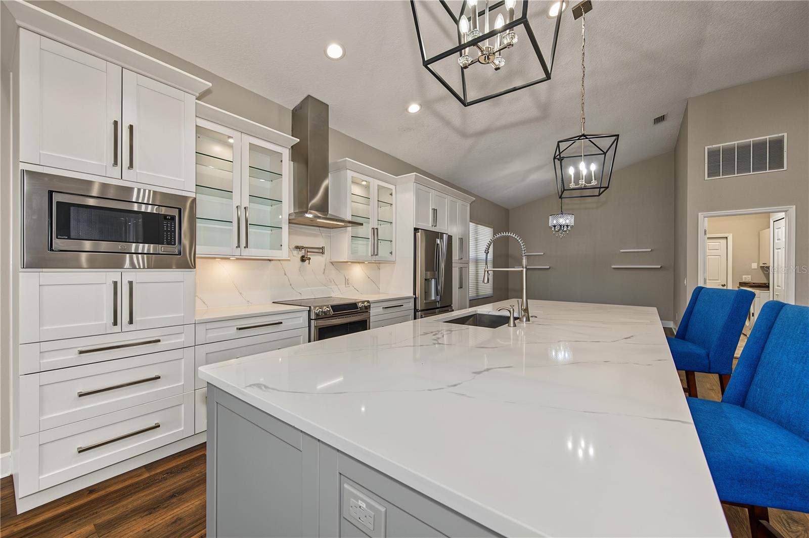 4008 SILK OAK LANE, Palm Harbor, FL 34685 4008 SILK OAK LANE, Palm Harbor, FL 34685