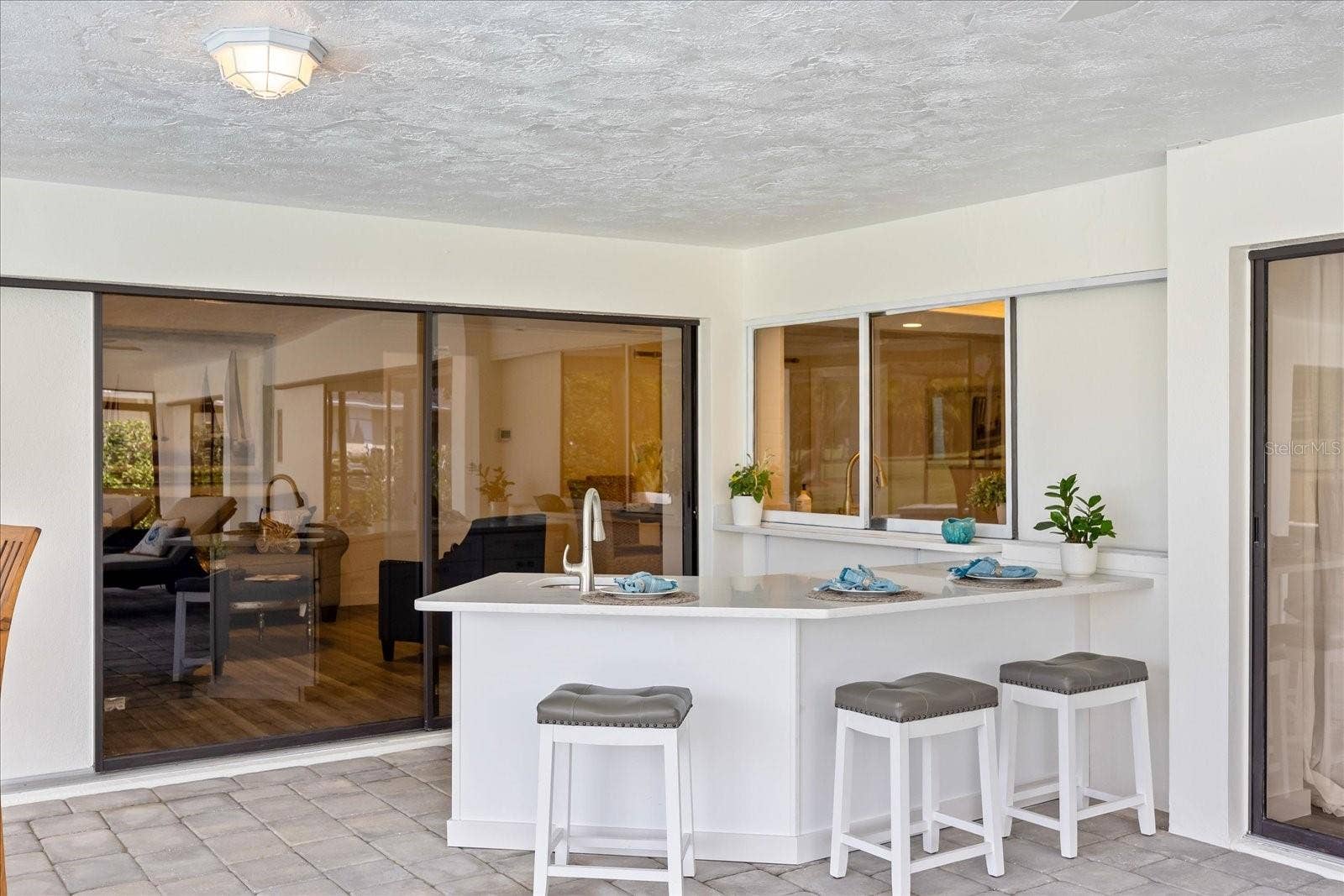 2900 SANDPIPER PLACE, Clearwater, FL 33762 2900 SANDPIPER PLACE, Clearwater, FL 33762