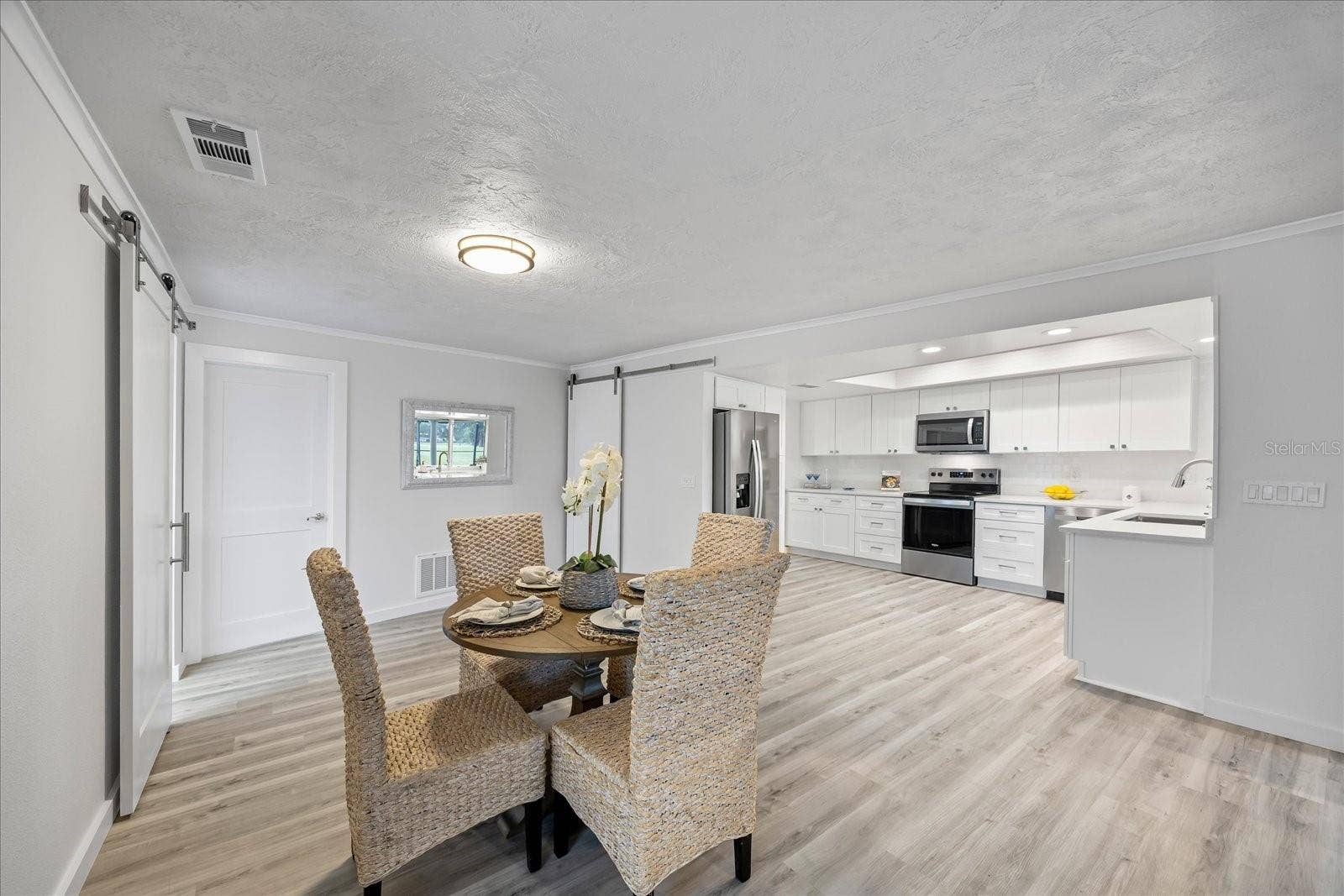 2900 SANDPIPER PLACE, Clearwater, FL 33762 2900 SANDPIPER PLACE, Clearwater, FL 33762