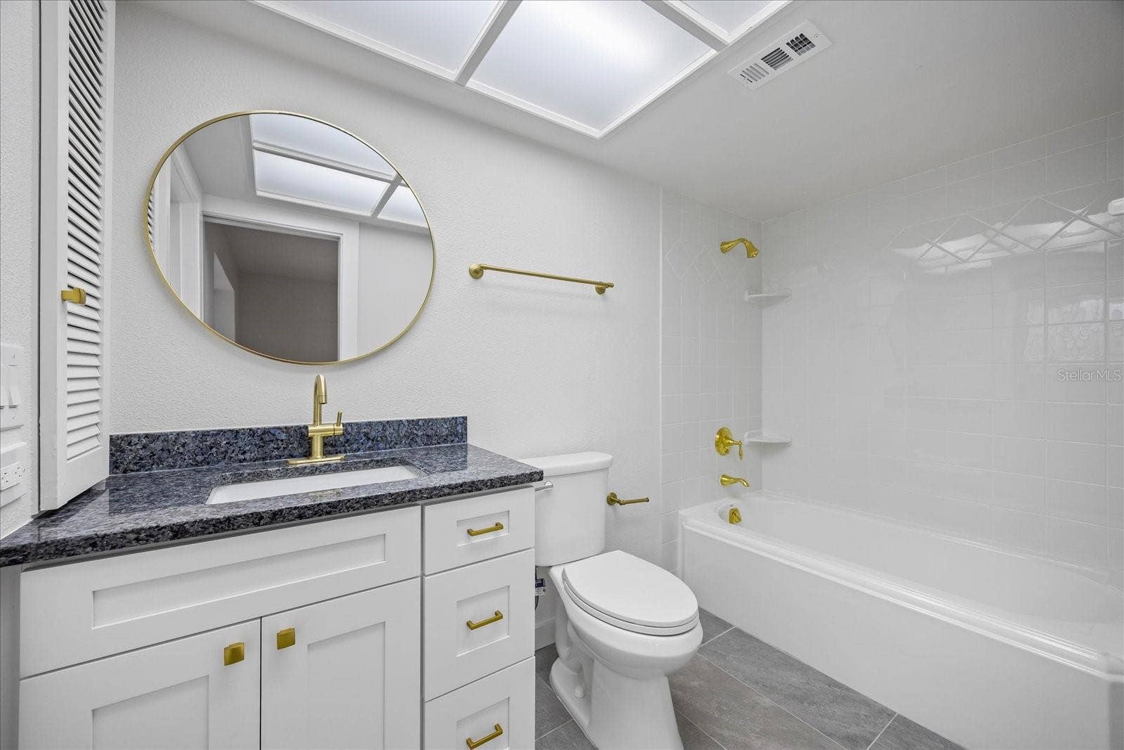 2900 SANDPIPER PLACE, Clearwater, FL 33762 2900 SANDPIPER PLACE, Clearwater, FL 33762