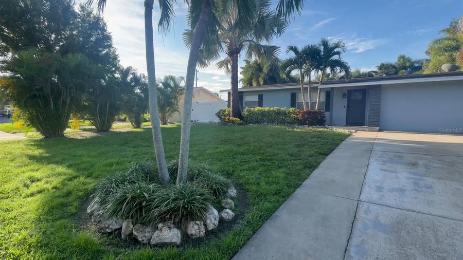 Property photo for 3176 STRATFORD DR., Largo, FL