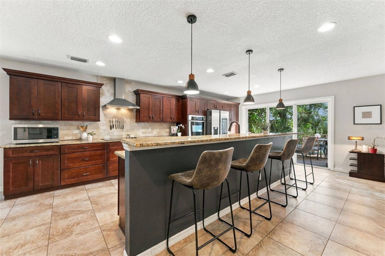 3006 RIVER GROVE DRIVE, Tampa, FL 33610 Massive Entertainer's Dream Kitchen!