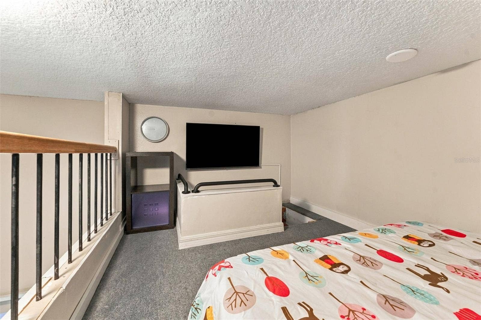 3006 RIVER GROVE DRIVE, Tampa, FL 33610 Loft space