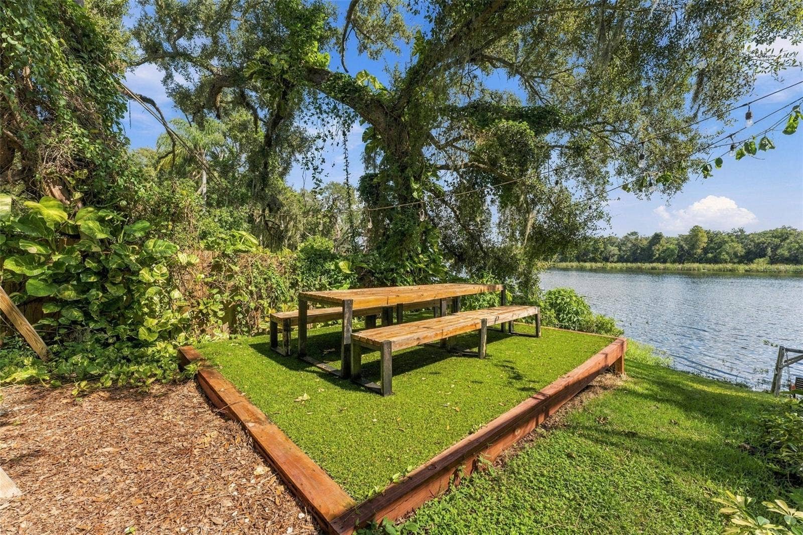 3006 RIVER GROVE DRIVE, Tampa, FL 33610 3006 RIVER GROVE DRIVE, Tampa, FL 33610