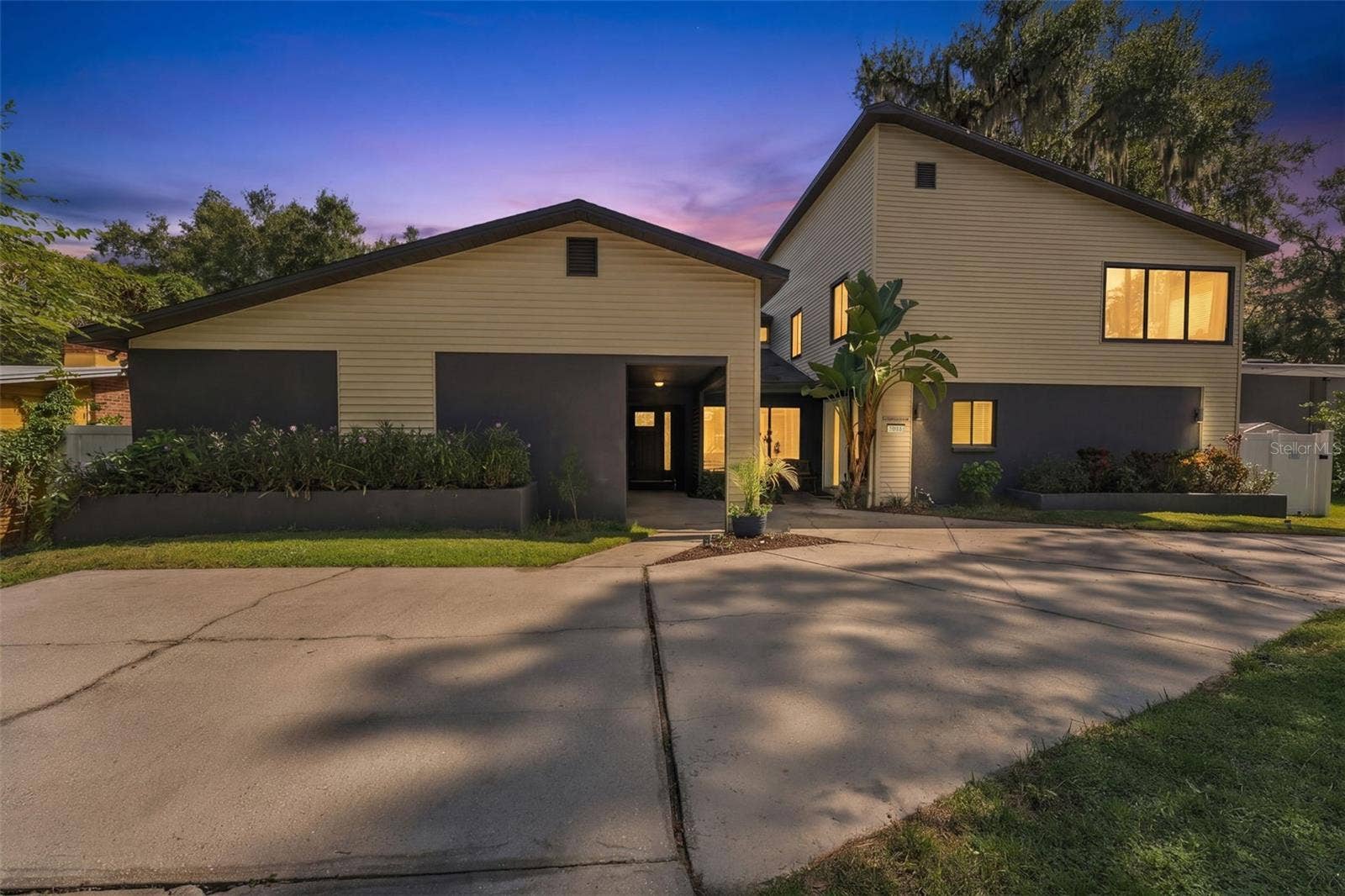 3006 RIVER GROVE DRIVE, Tampa, FL 33610 3006 RIVER GROVE DRIVE, Tampa, FL 33610