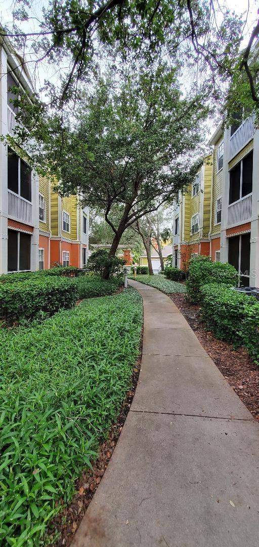 4207 S DALE MABRY HIGHWAY S, #5109, Tampa, FL 33611 GARDEN WALKWAY