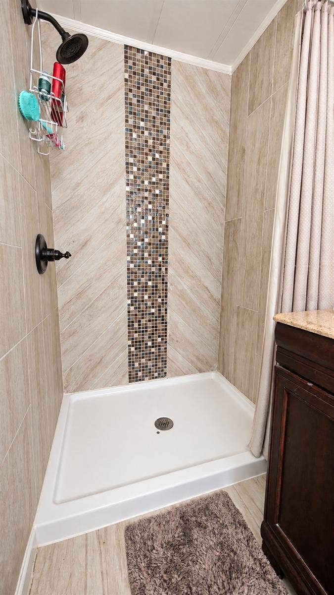 39820 US HIGHWAY 19 N, #181, Tarpon Springs, FL 34689 Main Bedroom Bathroom