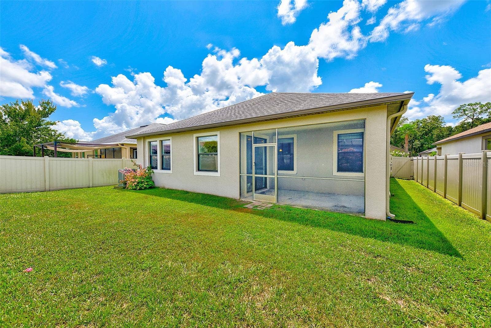 8121 SEQUESTER LOOP, Land O Lakes, FL 34637 8121 SEQUESTER LOOP, Land O Lakes, FL 34637