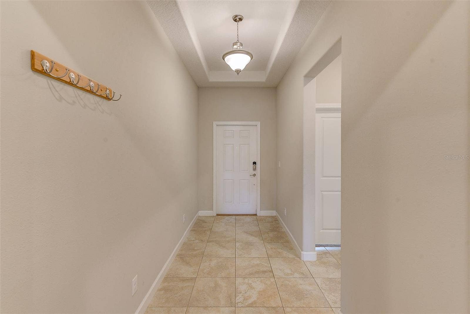 8121 SEQUESTER LOOP, Land O Lakes, FL 34637 8121 SEQUESTER LOOP, Land O Lakes, FL 34637