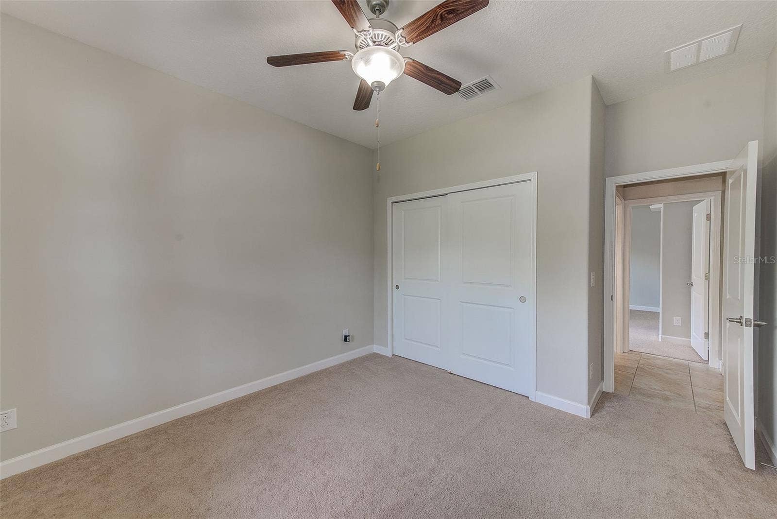 8121 SEQUESTER LOOP, Land O Lakes, FL 34637 8121 SEQUESTER LOOP, Land O Lakes, FL 34637