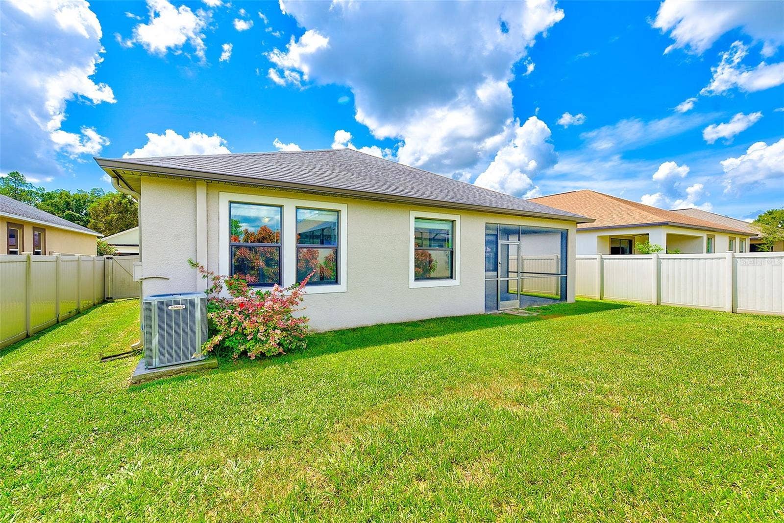 8121 SEQUESTER LOOP, Land O Lakes, FL 34637 8121 SEQUESTER LOOP, Land O Lakes, FL 34637
