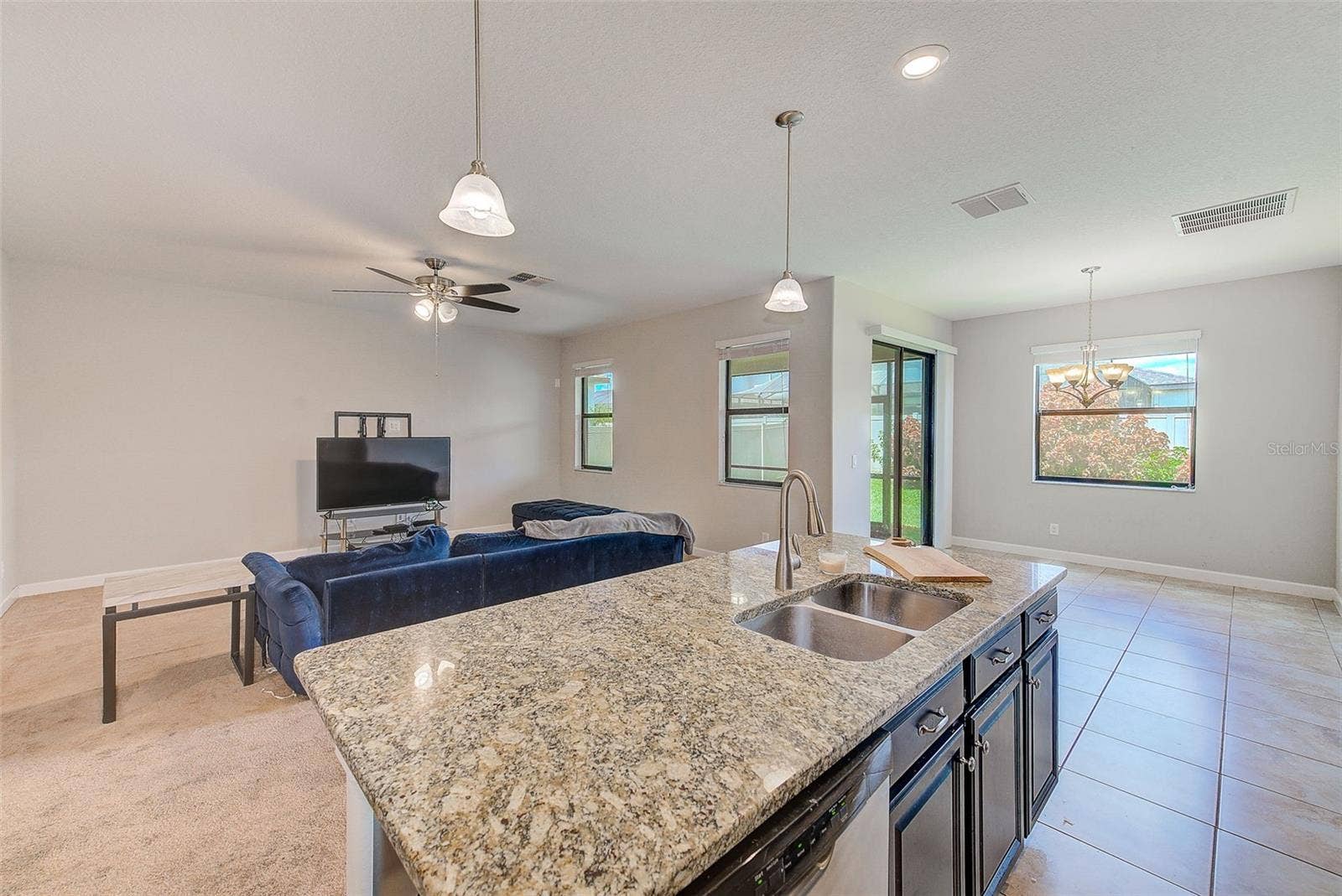 8121 SEQUESTER LOOP, Land O Lakes, FL 34637 8121 SEQUESTER LOOP, Land O Lakes, FL 34637