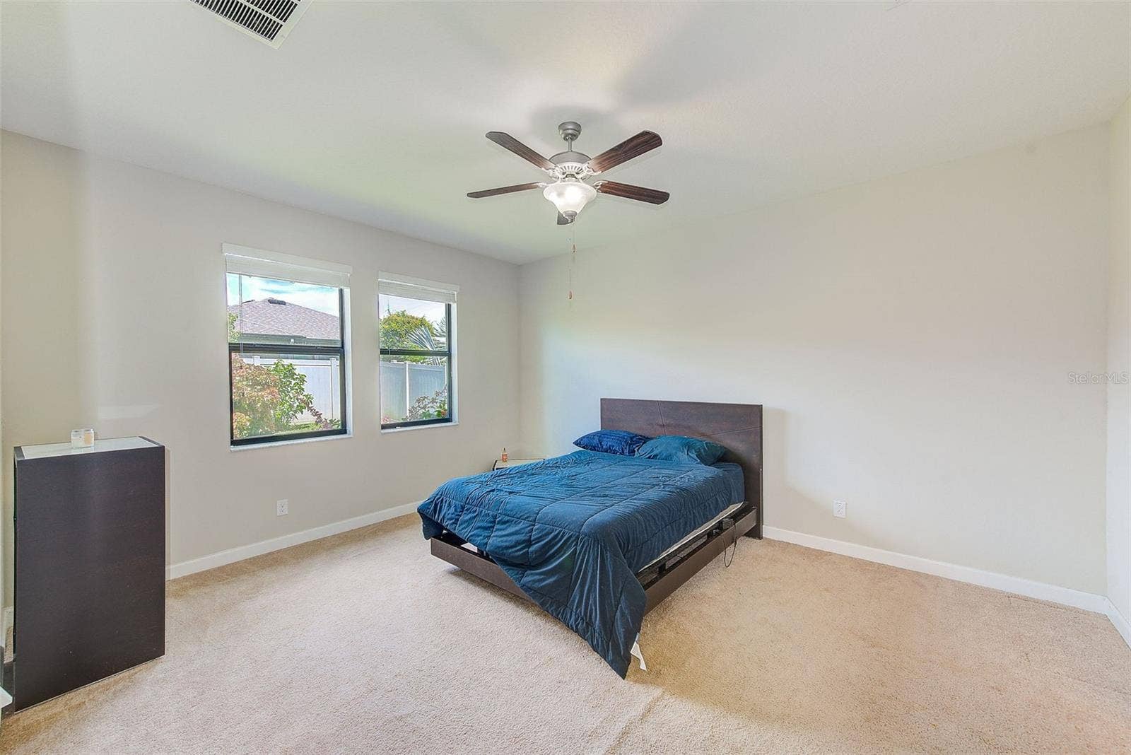 8121 SEQUESTER LOOP, Land O Lakes, FL 34637 8121 SEQUESTER LOOP, Land O Lakes, FL 34637