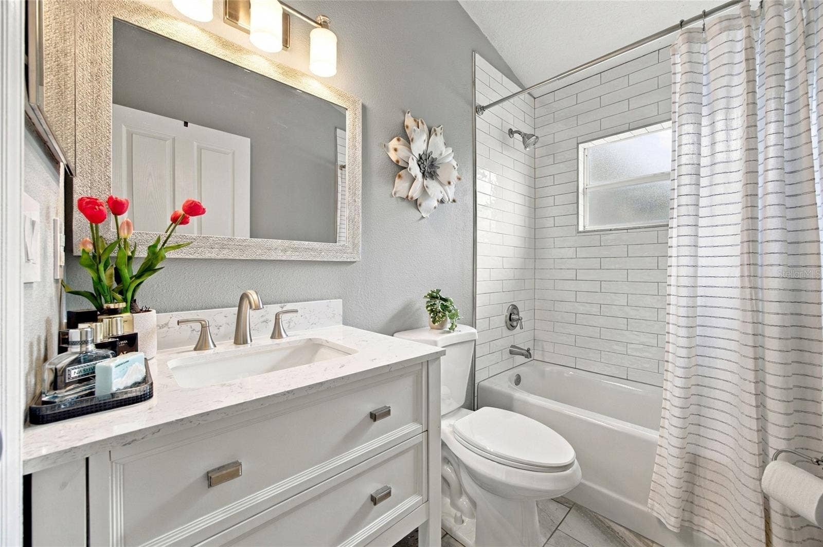6501 BRIDGECREST DRIVE, Lithia, FL 33547 BATHROOM 2