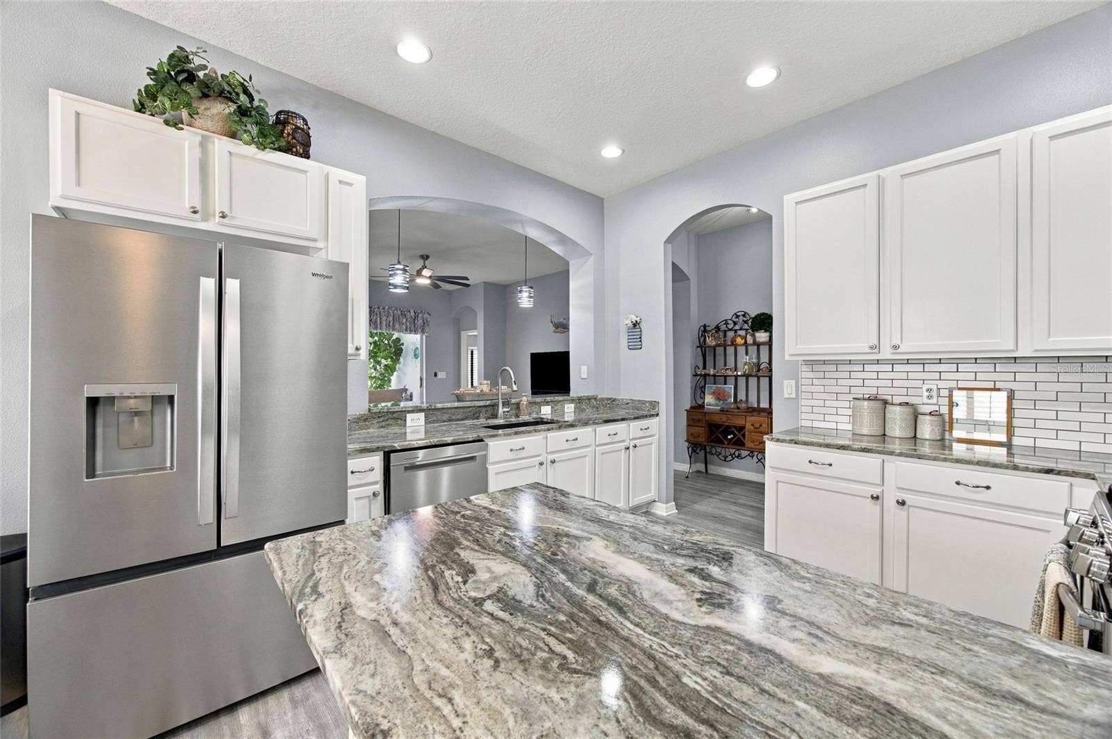 6501 BRIDGECREST DRIVE, Lithia, FL 33547 6501 BRIDGECREST DRIVE, Lithia, FL 33547
