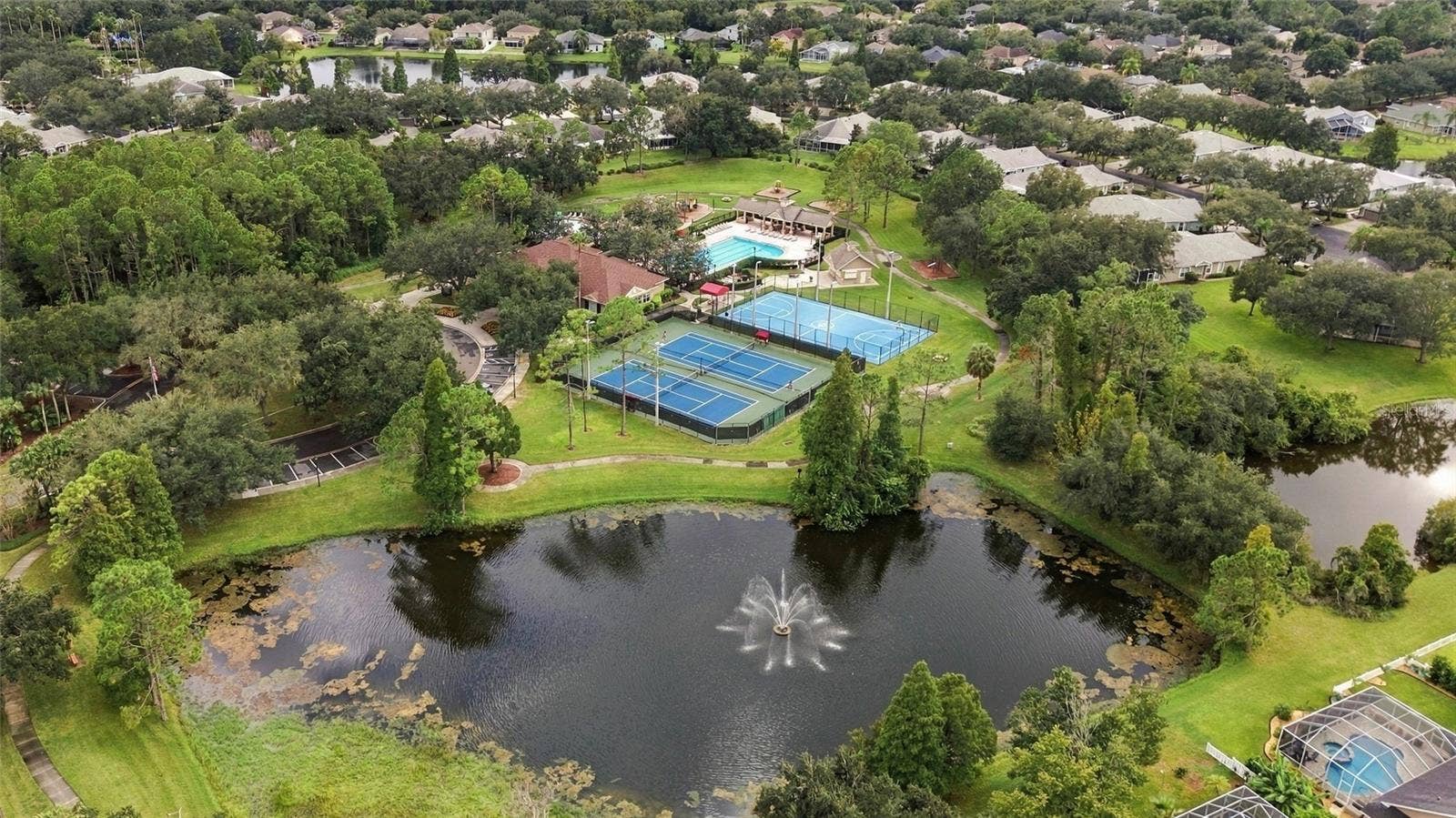 6501 BRIDGECREST DRIVE, Lithia, FL 33547 6501 BRIDGECREST DRIVE, Lithia, FL 33547