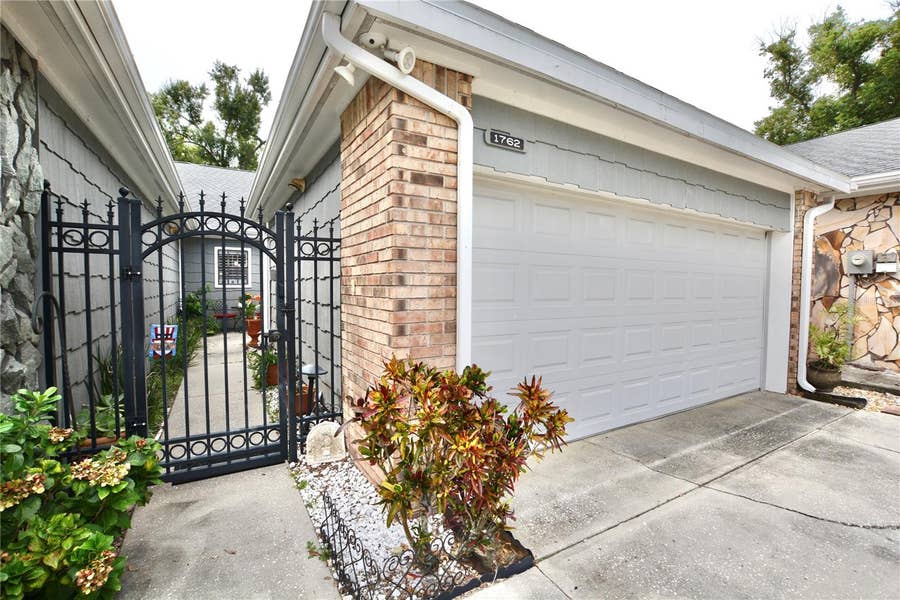 Property photo for 1762 CASTLE ROCK ROAD, Tampa, FL