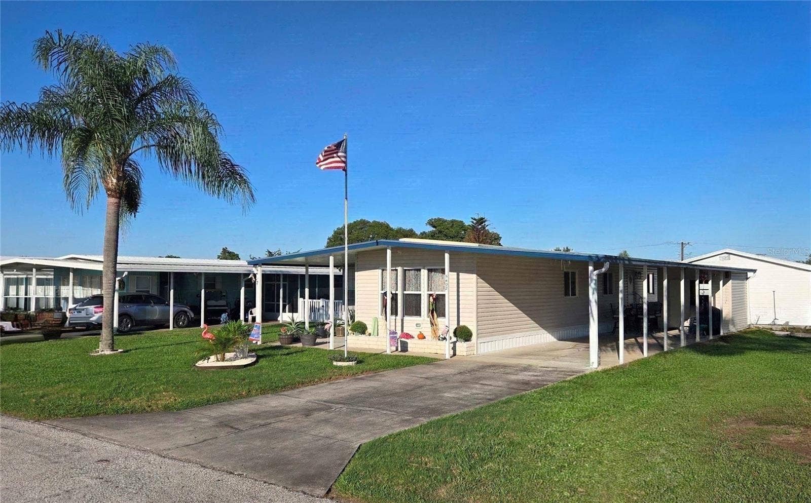 5402 MOHAWK STREET, Zephyrhills, FL 33542