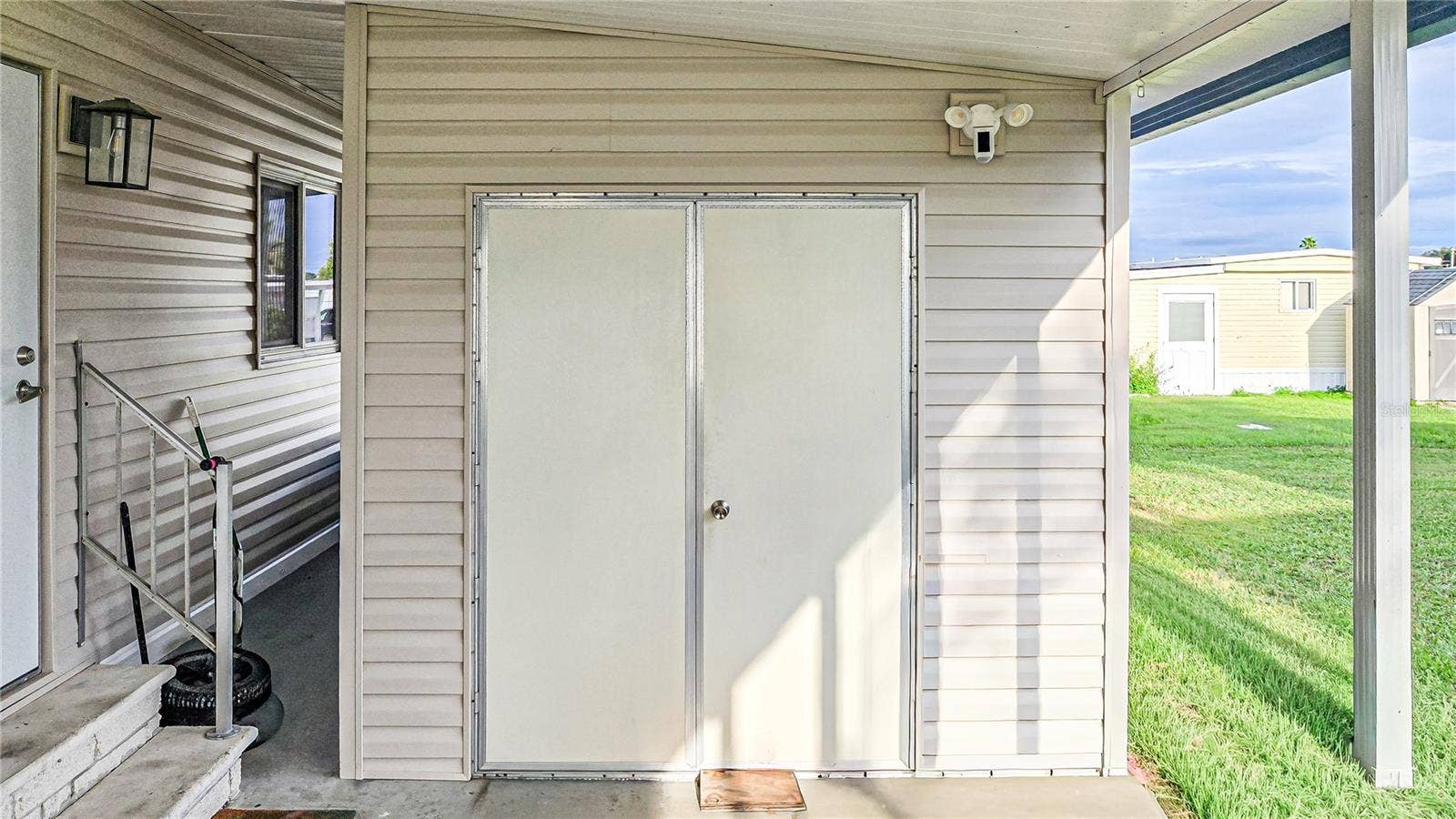 5402 MOHAWK STREET, Zephyrhills, FL 33542
