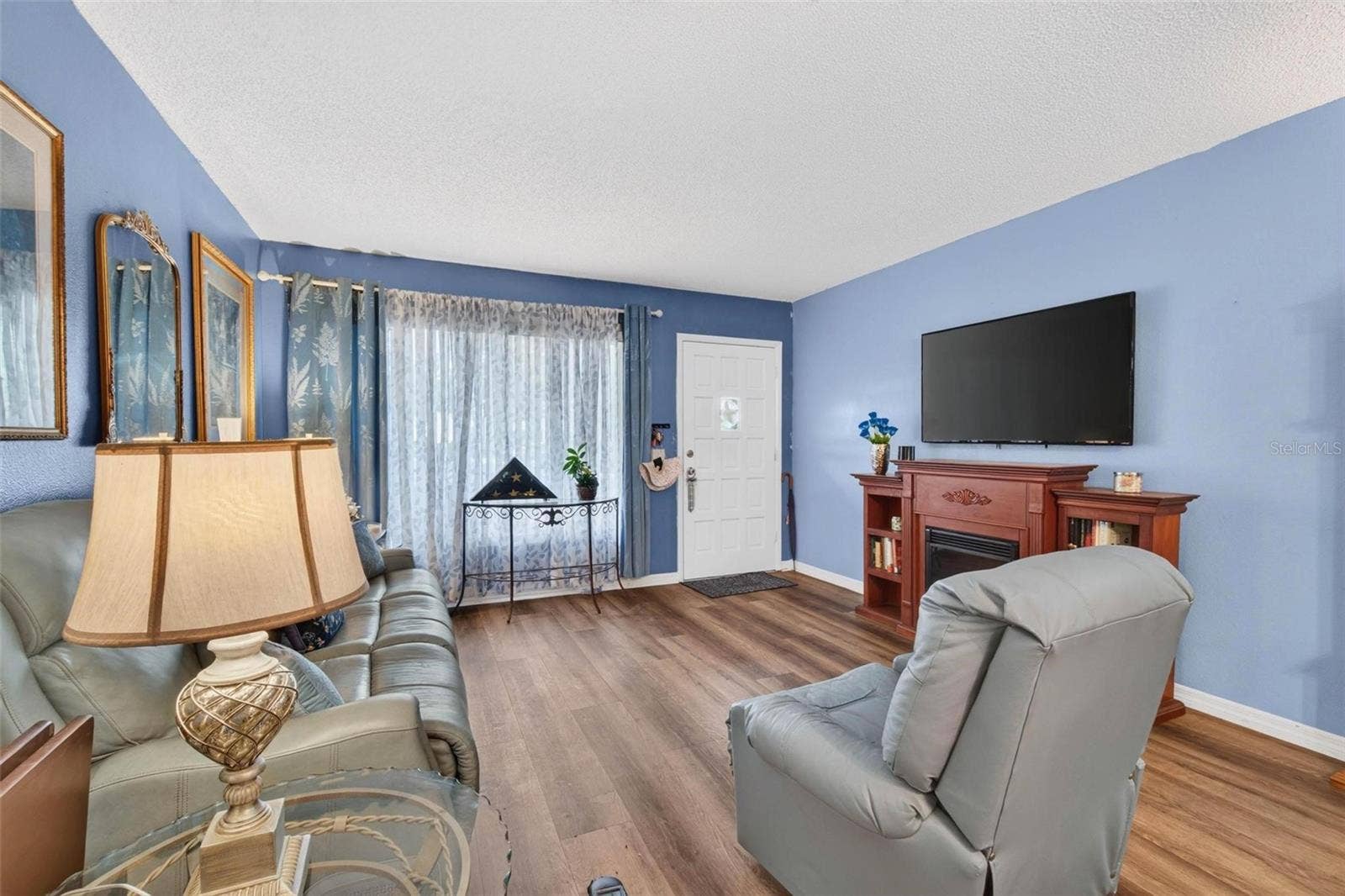 2287 PHILIPPINE DRIVE, #9, Clearwater, FL 33763 2287 PHILIPPINE DRIVE, #9, Clearwater, FL 33763