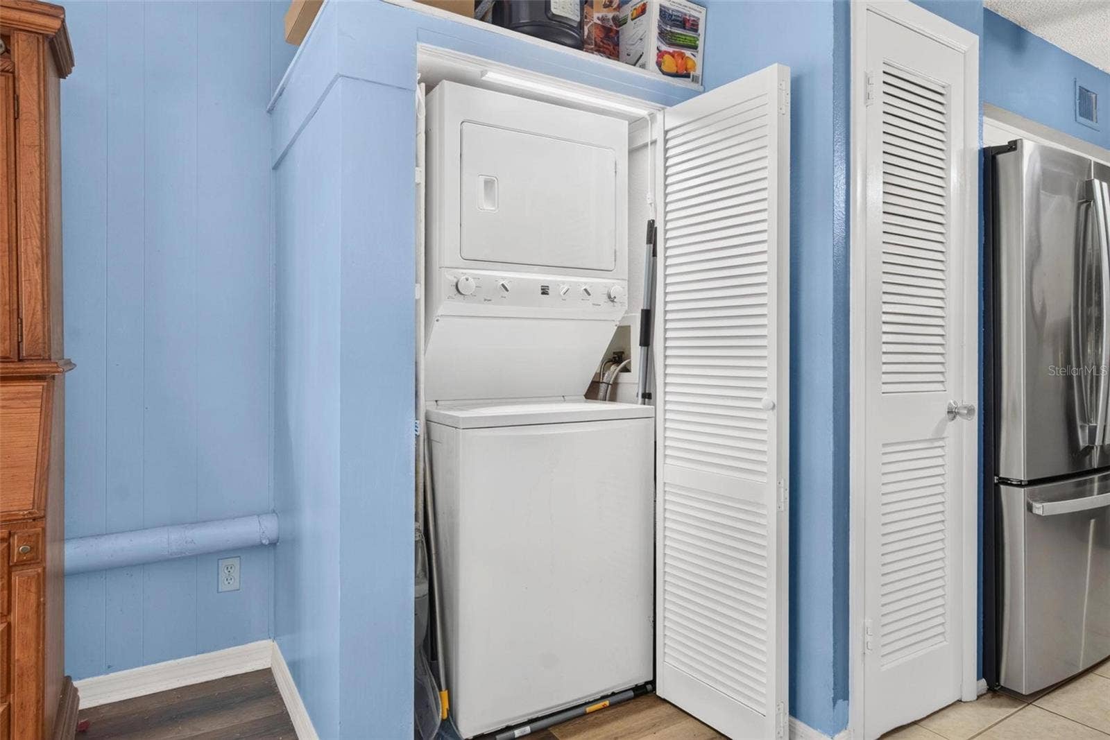 2287 PHILIPPINE DRIVE, #9, Clearwater, FL 33763 2287 PHILIPPINE DRIVE, #9, Clearwater, FL 33763