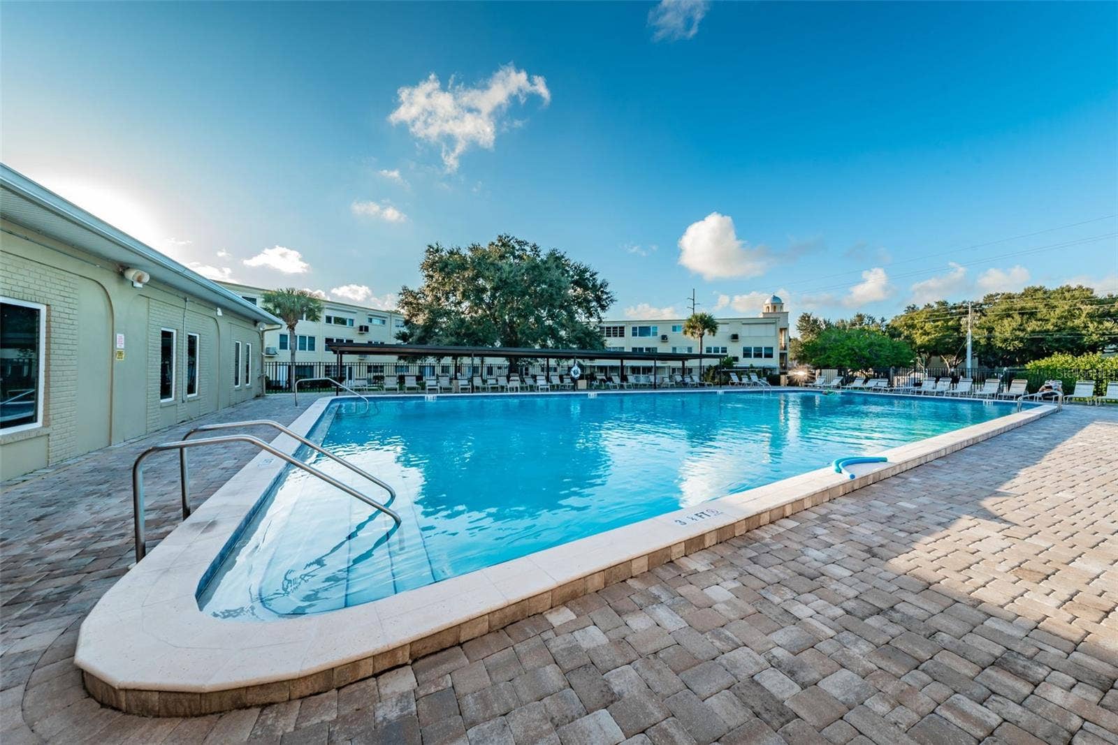 2287 PHILIPPINE DRIVE, #9, Clearwater, FL 33763 2287 PHILIPPINE DRIVE, #9, Clearwater, FL 33763