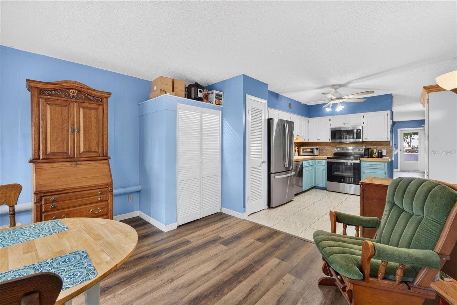 2287 PHILIPPINE DRIVE, #9, Clearwater, FL 33763 2287 PHILIPPINE DRIVE, #9, Clearwater, FL 33763