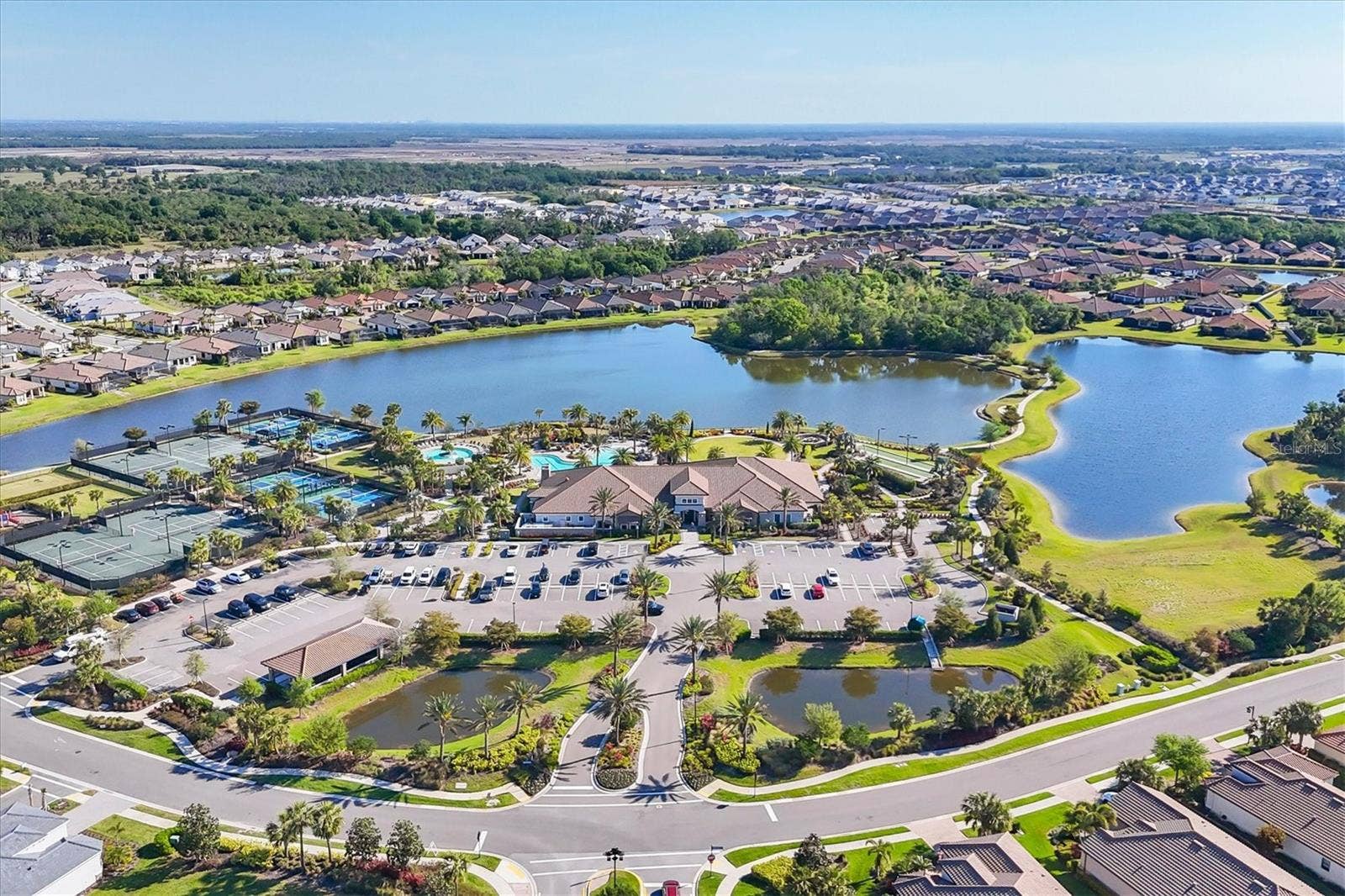 4705 STAFFORD COURT, Palmetto, FL 34221 Clubhouse and community amenities