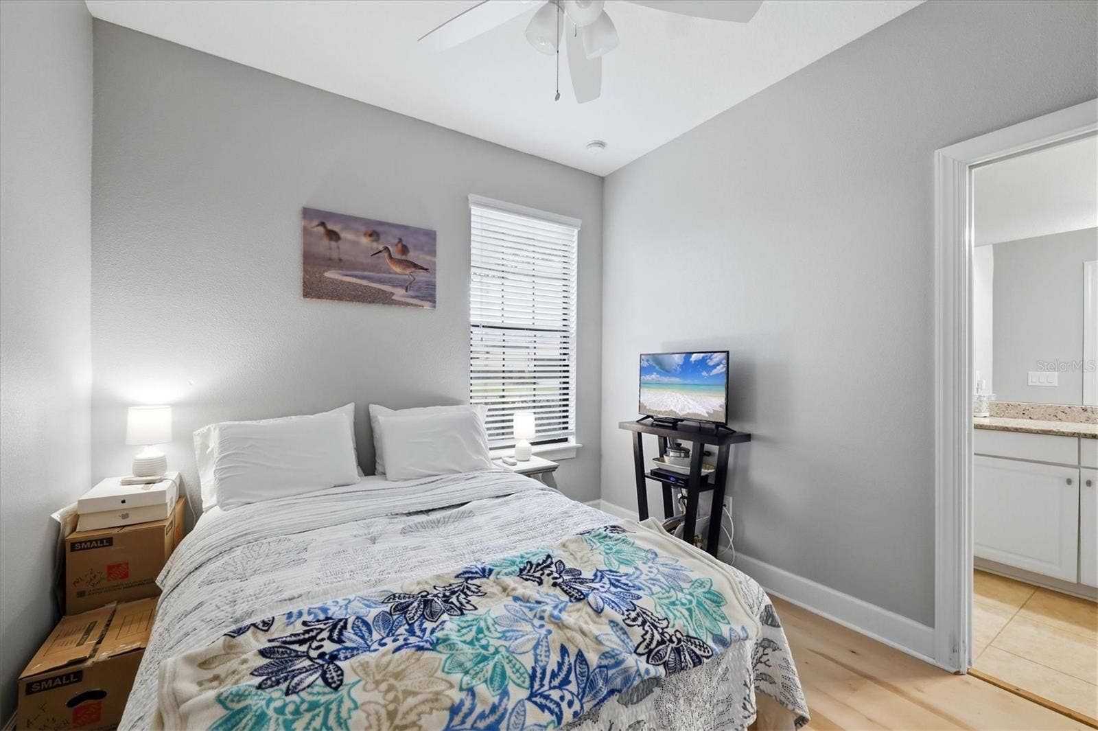 4705 STAFFORD COURT, Palmetto, FL 34221 2nd bedroom access to 2nd bath