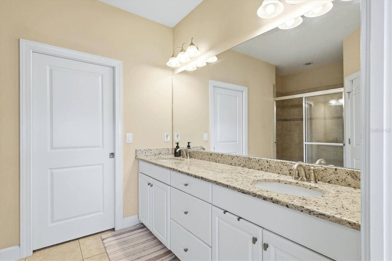 4705 STAFFORD COURT, Palmetto, FL 34221 Primary en-suite, double vanities