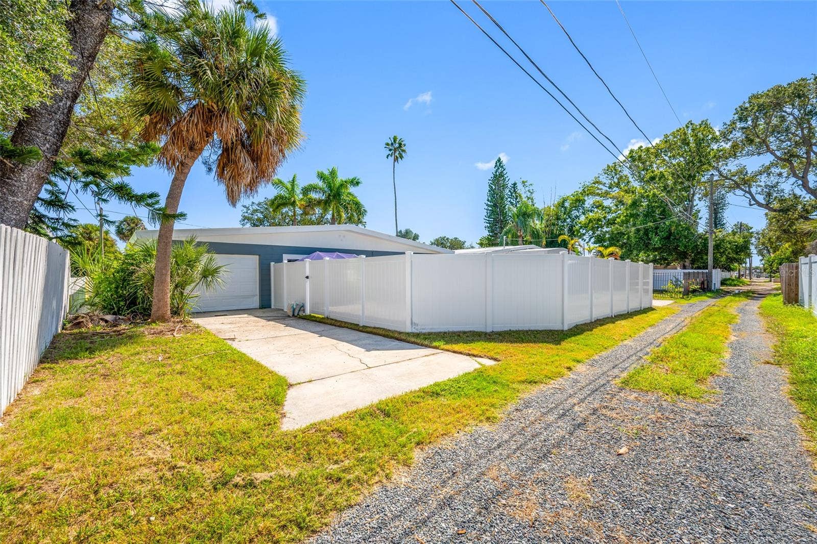 2805 46TH STREET S, Gulfport, FL 33711 2805 46TH STREET S, Gulfport, FL 33711