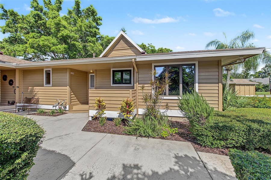 Property photo for 992 SPINNAKER COURT, Tarpon Springs, FL