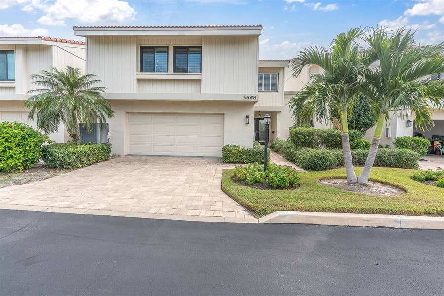 Property photo for 5668 ESCONDIDA BOULEVARD S, St Petersburg, FL
