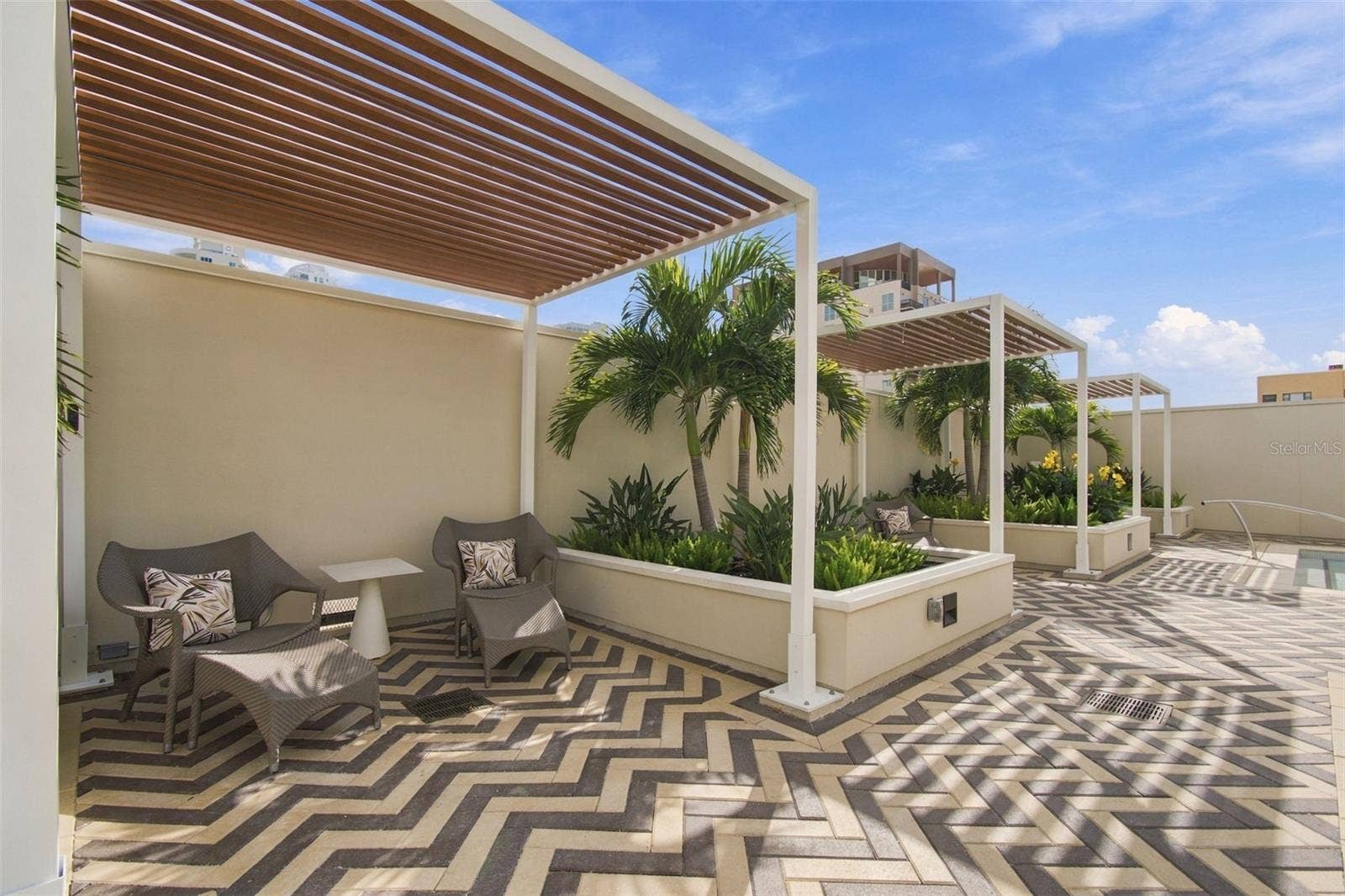 126 4TH AVENUE NE, #1202, St Petersburg, FL 33701 126 4TH AVENUE NE, #1202, St Petersburg, FL 33701