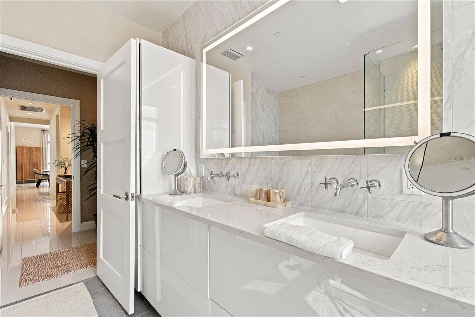 126 4TH AVENUE NE, #1202, St Petersburg, FL 33701 126 4TH AVENUE NE, #1202, St Petersburg, FL 33701