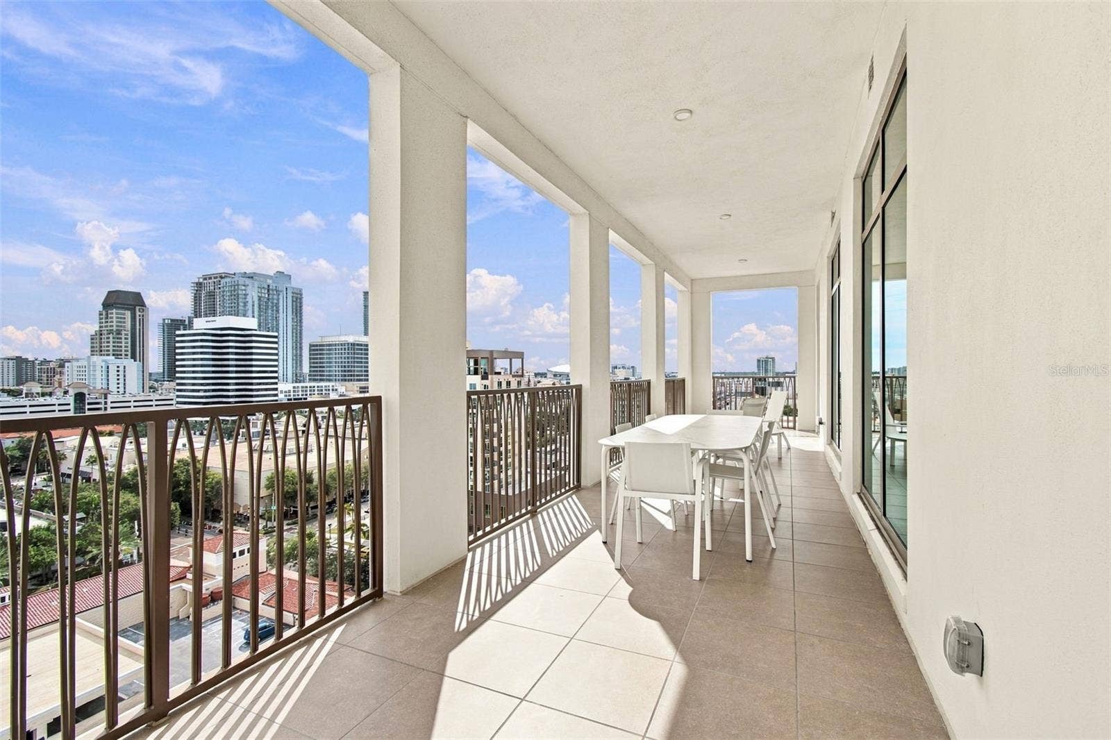 126 4TH AVENUE NE, #1202, St Petersburg, FL 33701 126 4TH AVENUE NE, #1202, St Petersburg, FL 33701