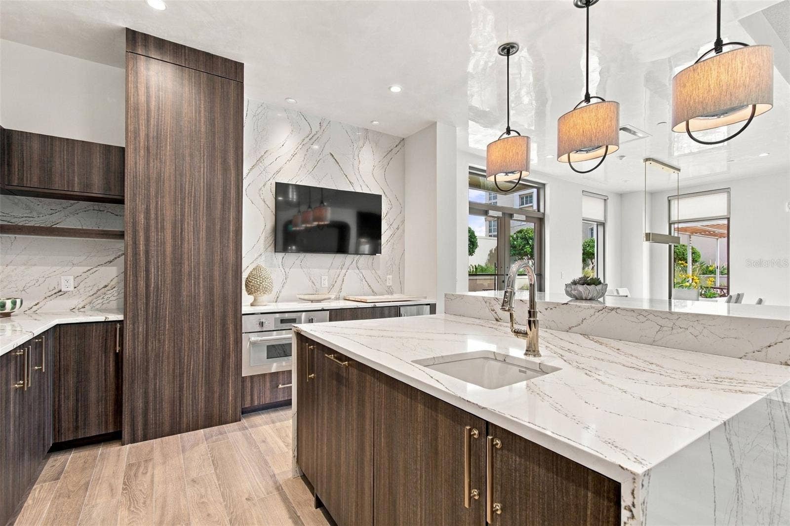 126 4TH AVENUE NE, #1202, St Petersburg, FL 33701 126 4TH AVENUE NE, #1202, St Petersburg, FL 33701