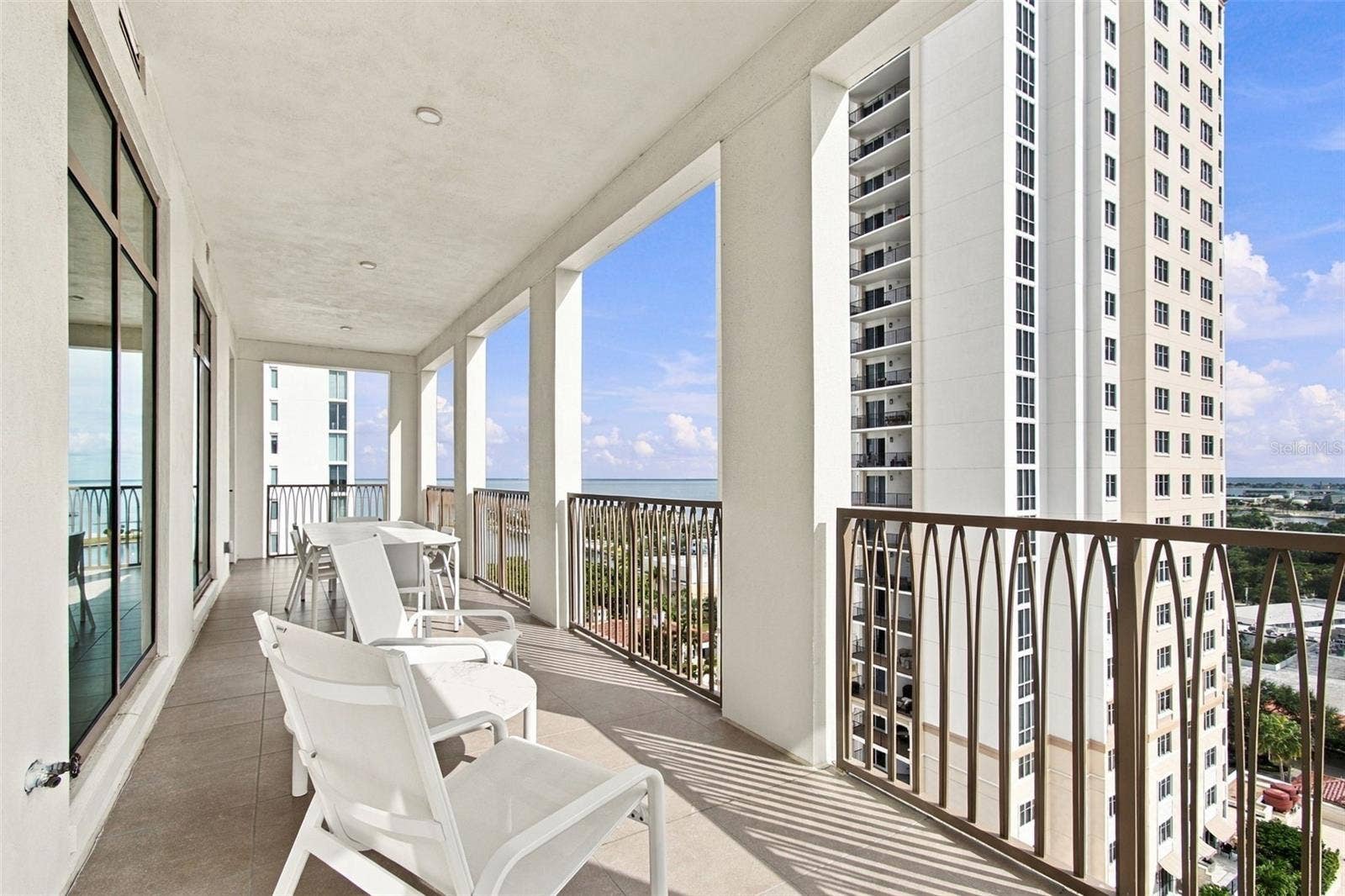 126 4TH AVENUE NE, #1202, St Petersburg, FL 33701 126 4TH AVENUE NE, #1202, St Petersburg, FL 33701