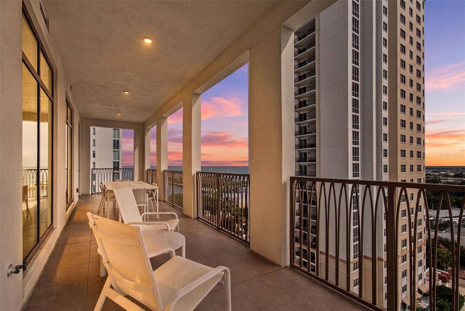 126 4TH AVENUE NE, #1202, St Petersburg, FL 33701 126 4TH AVENUE NE, #1202, St Petersburg, FL 33701