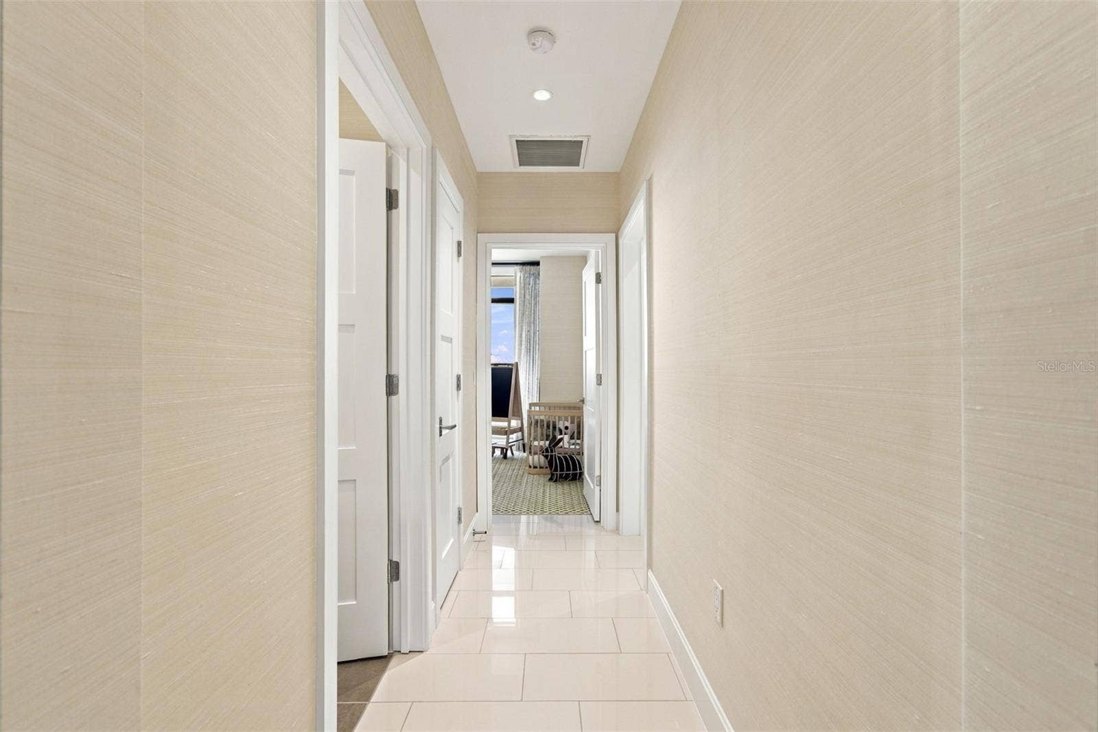 126 4TH AVENUE NE, #1202, St Petersburg, FL 33701 126 4TH AVENUE NE, #1202, St Petersburg, FL 33701