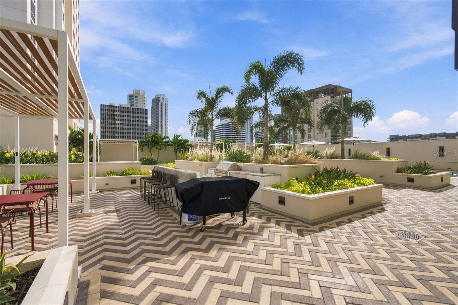 126 4TH AVENUE NE, #1202, St Petersburg, FL 33701 126 4TH AVENUE NE, #1202, St Petersburg, FL 33701