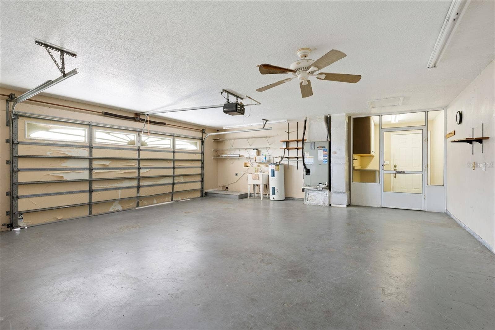 Attached Garage