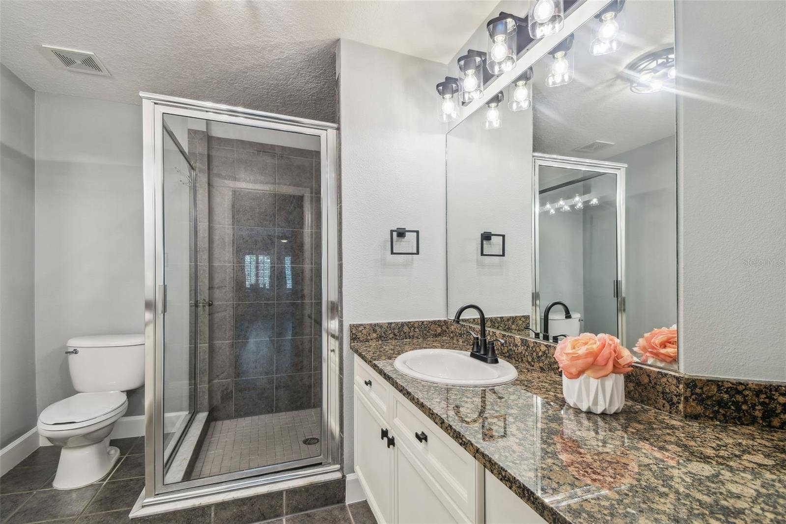 435 S OREGON AVENUE E, #304, Tampa, FL 33606 435 S OREGON AVENUE E, #304, Tampa, FL 33606