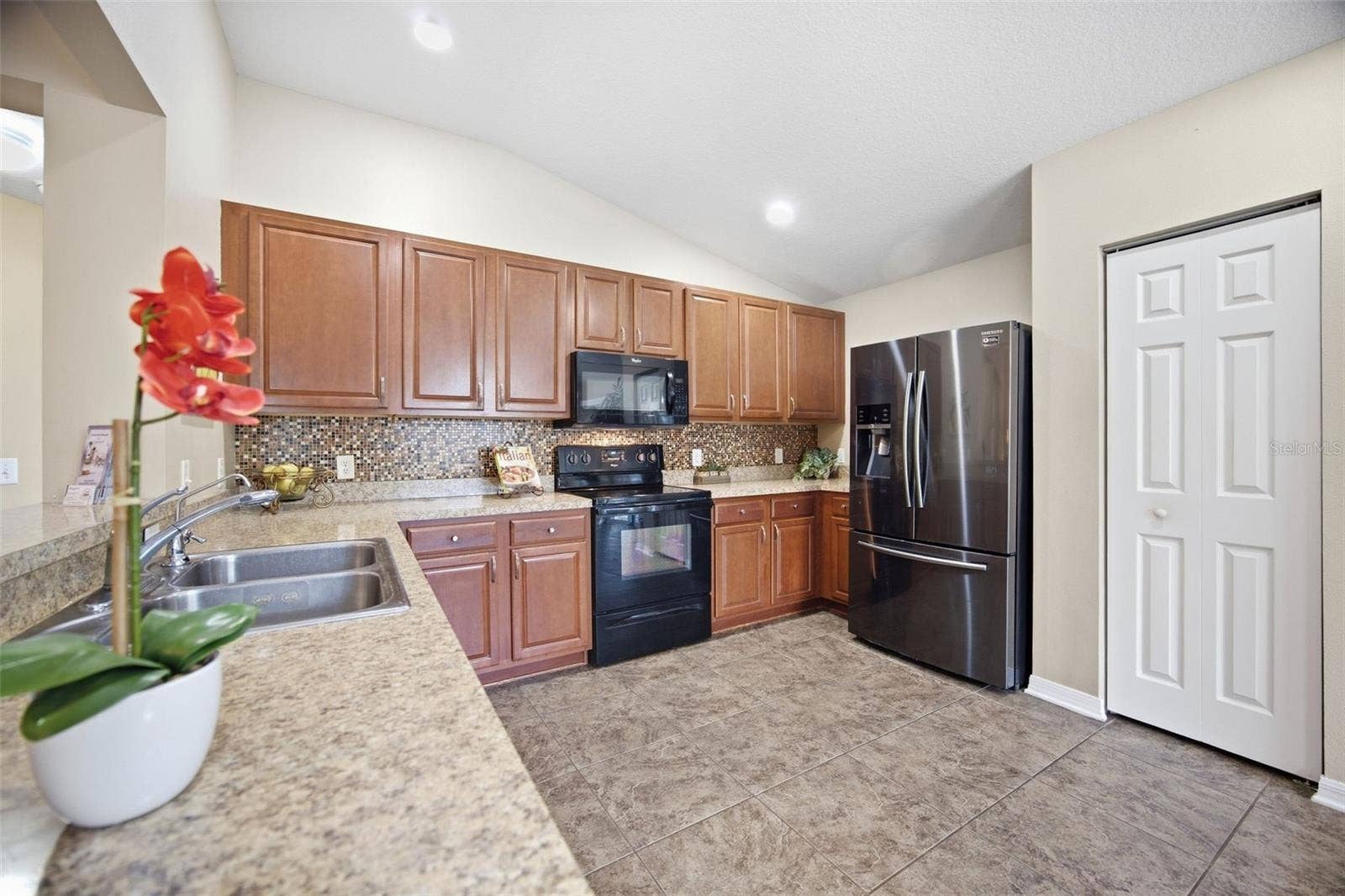 5249 MOON SHELL DRIVE, Apollo Beach, FL 33572 5249 MOON SHELL DRIVE, Apollo Beach, FL 33572