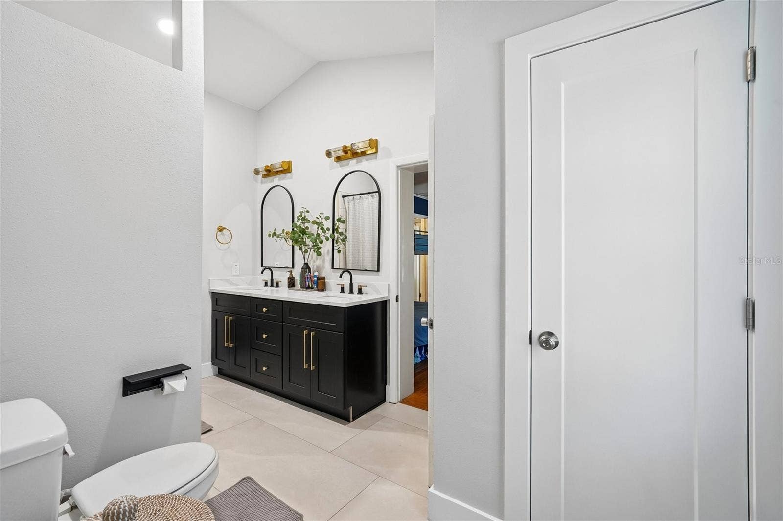 185 24TH AVENUE N, St Petersburg, FL 33704