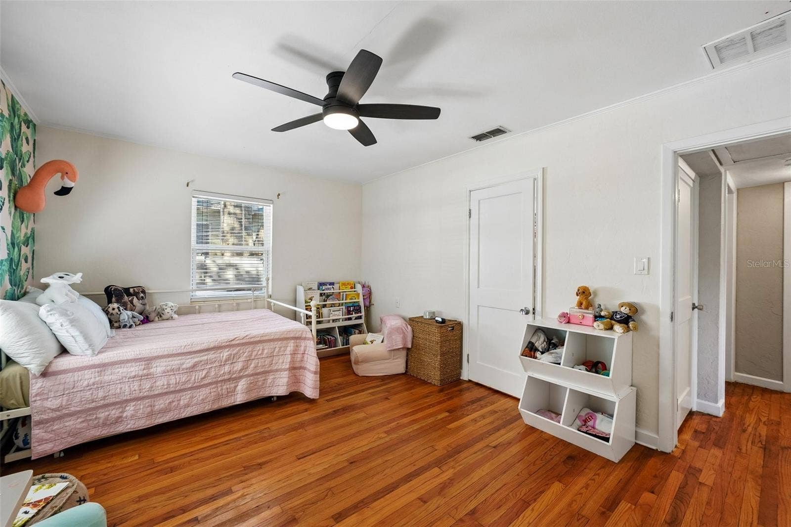 185 24TH AVENUE N, St Petersburg, FL 33704