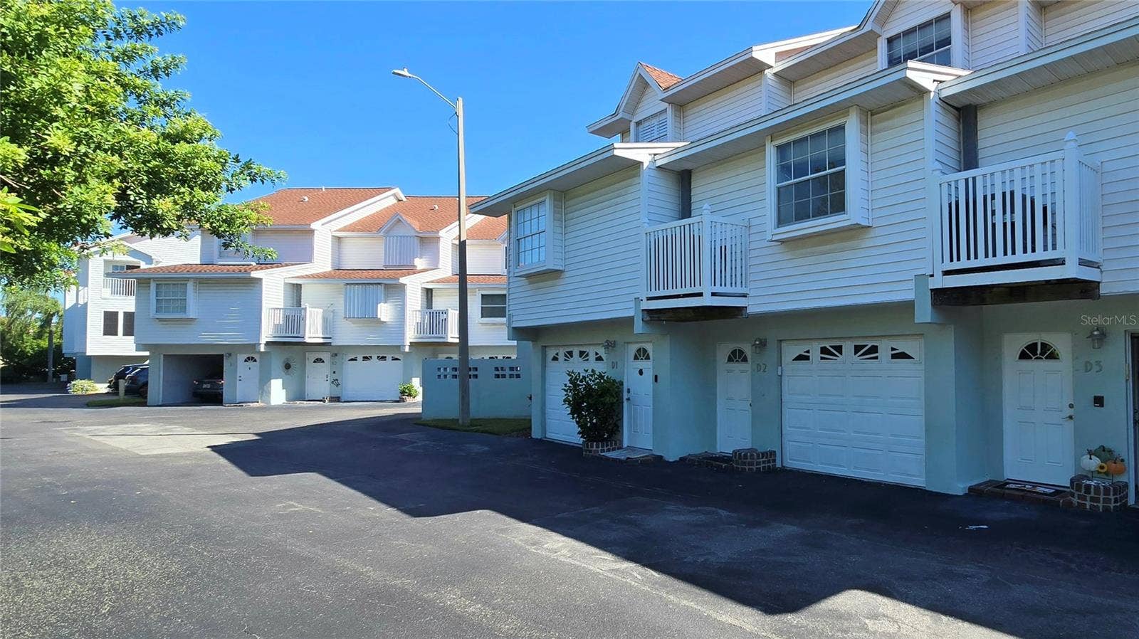19201 VISTA LANE, #D2, Indian Shores, FL 33785